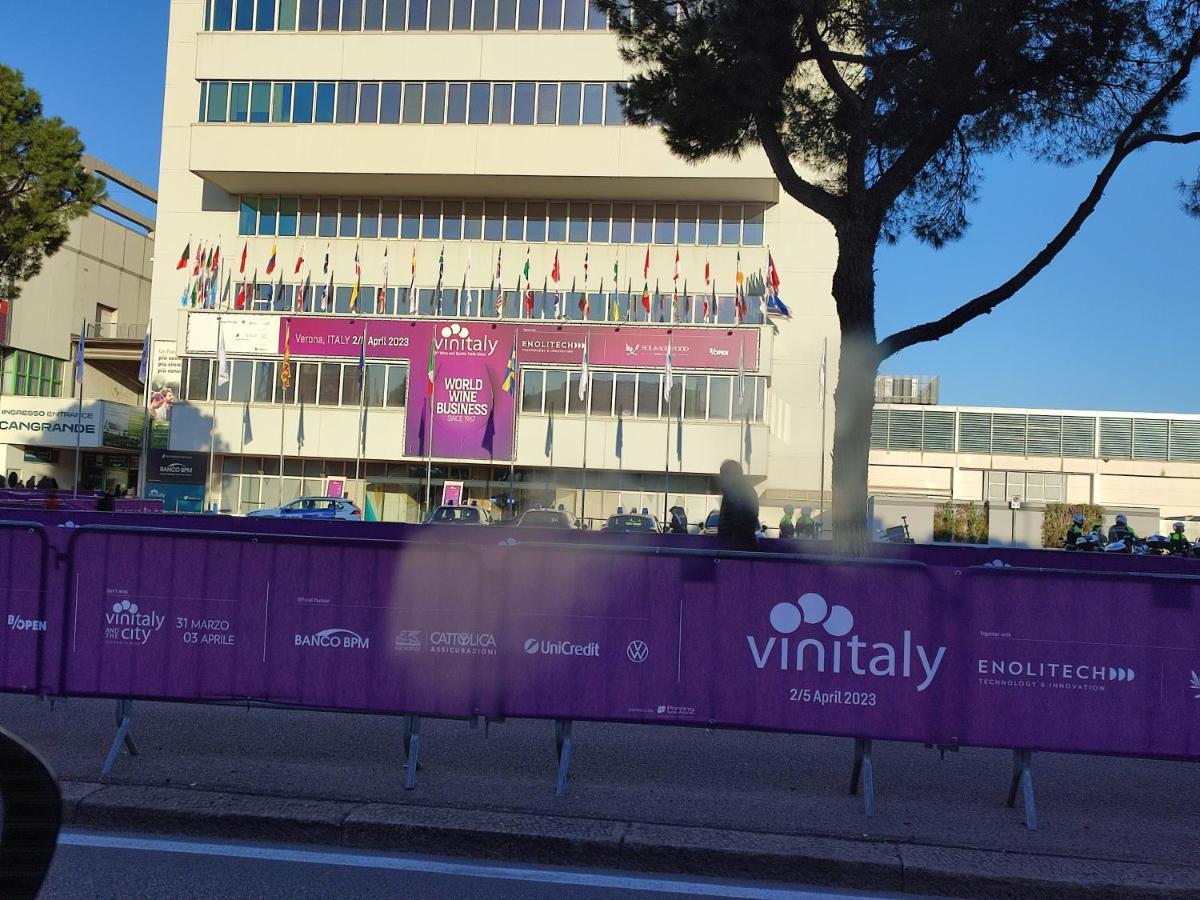 Easy Stay Verona Rooms Exterior foto